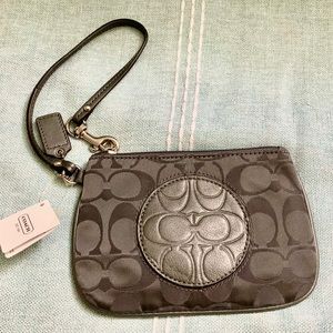 Coach Grey CC Wristlet! NWT!